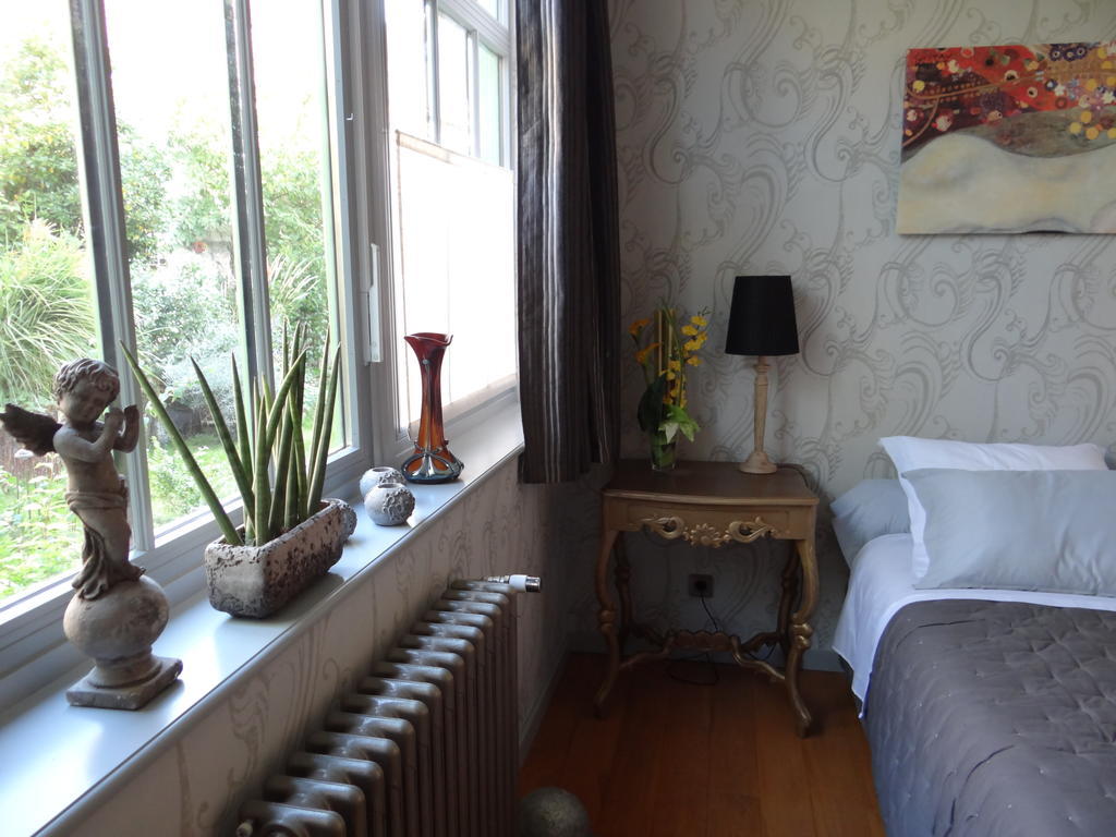 몽트뢰유쉬르메르 L'Art Du Temps B&B 외부 사진